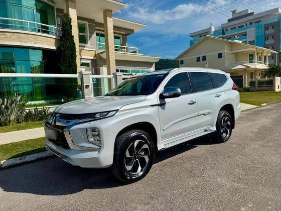 MITSUBISHI PAJERO SPORT 2.4 16V MIVEC TURBO DIESEL HPE-S AWD AUTOMÁTICO MITSUBISHI PAJERO SPORT 2.4 16V MIVEC TURBO DIESEL HPE-S AWD AUTOMÁTICO